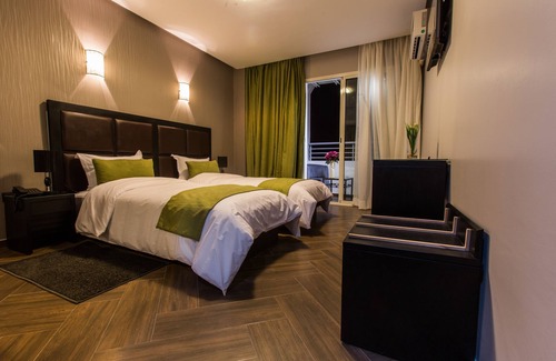 El Menzeh Hotel | Hotel Swani