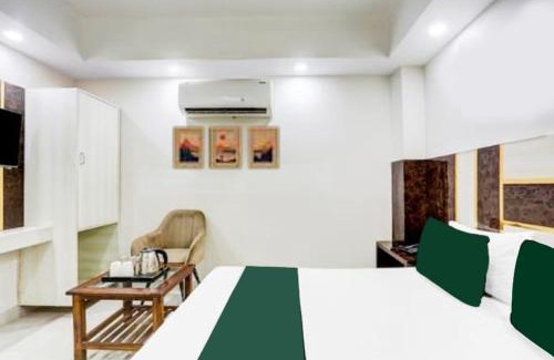Paharganj Hotel | Hotel Swastik place 2 min Walk From New Delhi Railway Station