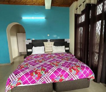 Dalhousie Hotel | Hotel Swiss Meadows Khajjiar