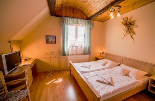 Stritez u Jihlavy Hotel | Hotel Tři Věžičky