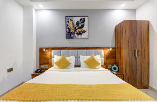 Pashim Vihar Hotel | Hotel Travana Stay at Pitampura