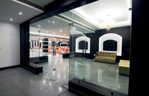 Jammu Hotel | Hotel Trinetar Gardens