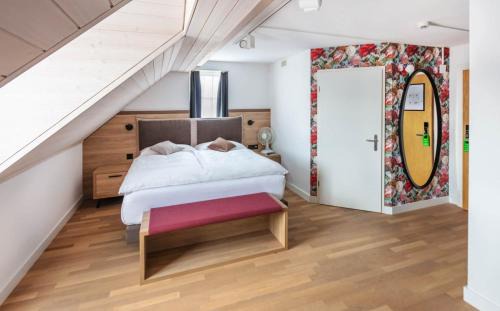 Buelach Hotel | Hotel und Restaurant zum goldenen Kopf