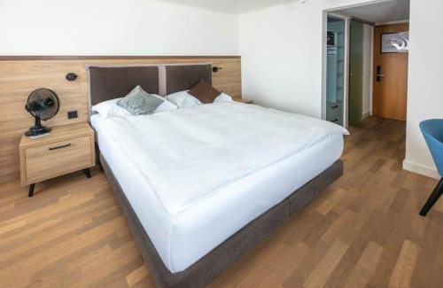 Buelach Hotel | Hotel und Restaurant zum goldenen Kopf