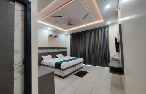 Bhadrachalam Hotel | Hotel V R Grand