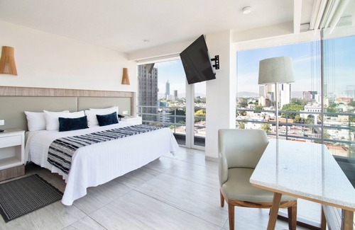 Zona Minerva Hotel | Hotel Velvet Plaza