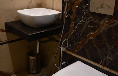 Kanpur Hotel | Hotel Vibha Raj Grand