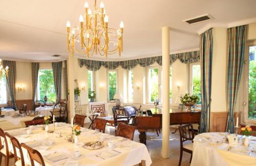 Buderich Hotel | Hotel Villa Meererbusch