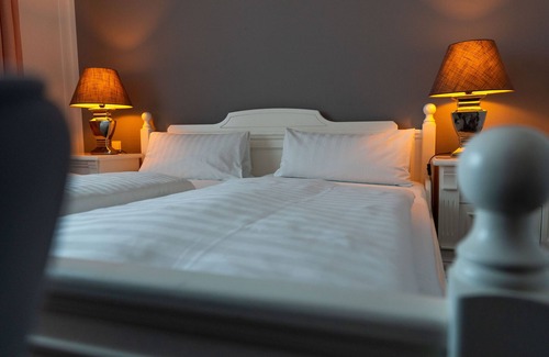 Schloss Holte-Stukenbrock Hotel | Hotel Westhoff