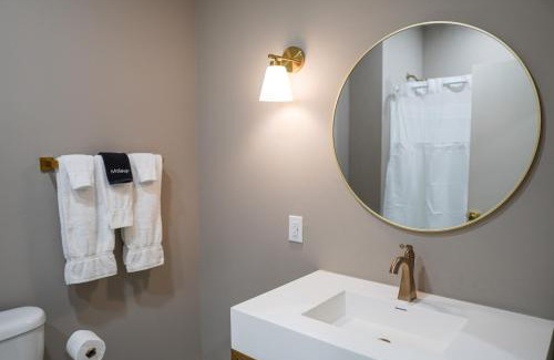 Pascagoula Hotel | Hotel Whiskey in Pascagoula