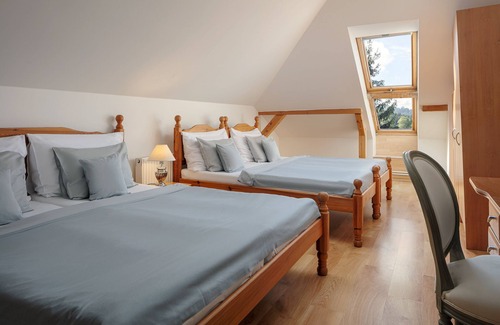 Hermankovice Hotel | Hotel Zámeček Janovičky