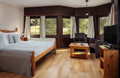 Hermankovice Hotel | Hotel Zámeček Janovičky