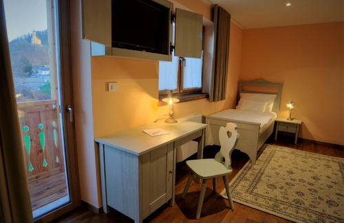 Skofja Loka Hotel | Hotel Zamorc