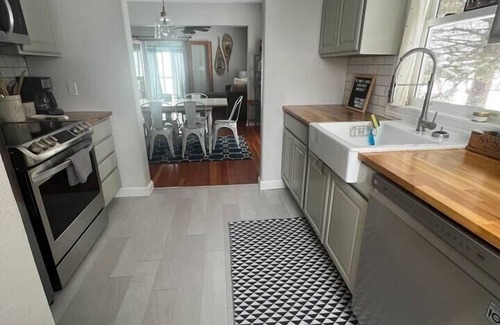 Estelline Cabin | Hottub|Bar+GameArea|Kayak|Paddlebrds|Sleeps12+