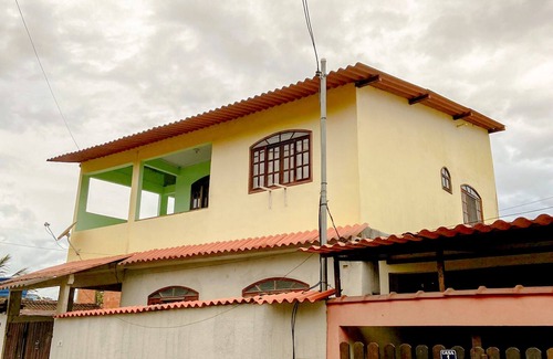 Mambucaba Apartment | House in Prainha de Mambucaba. One block from the sea.