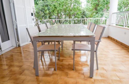 Les Meravelles Villa | Houm Villa Plaza Arosa