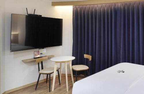 Jeonju Hotel | Hound Hotel Jeonju Joonghwasan