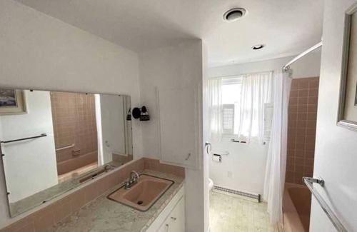 Huron House | House #135 just steps away from beautiful Lake Erie