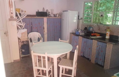 Praia de Barequecaba House | House 2 suites + 2 apartments - 12 people, Foot of the hill, nature at your window