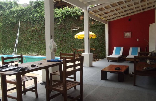 Camburi House | HOUSE CAMBURIZINHO WITH SWIMMING POOL 200 MTS FROM THE BEACH 5 BEDROOMS FOR 12 PEOPLE