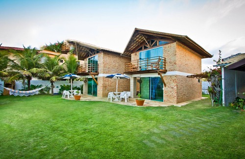 Aquiraz House | House for Events on the beach with independent chalets on the edge of Praia Aquiraz