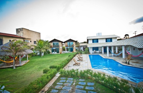 Aquiraz House | House for Events on the beach with independent chalets on the edge of Praia Aquiraz