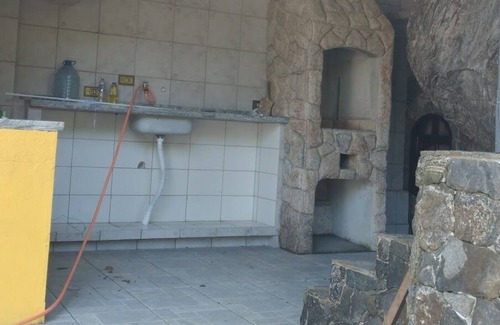 Guaeca House | House for rent for weekends in condominium on Guaeca beach.