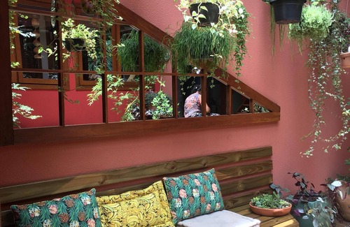 Veloso House | House High Standard 5 min from Curral Ilhabela Beach in gated community