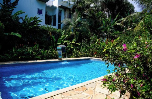 Praia do Toque-Toque Pequeno House | House in a gated community in São Sebastião: 180 m from Toque-Toque beach