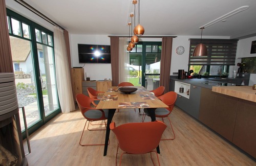 Glowe House | House in a great location with garden, terrace and private sauna - Ferienhaus Seehund