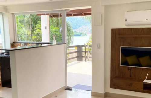 Marinas House | House in Angra dos Reis | Sea view | up to 3 people