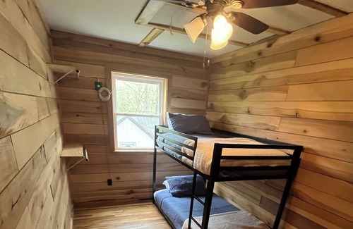 Koleen House | House in Bloomfield, IN