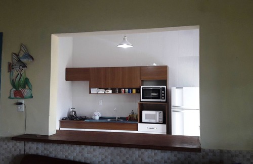 Palhoca House | House in Pinheira Beach at 50m from the beach w/Wi-Fi for up to 8 People