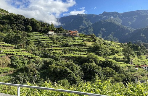 Sao Vicente House | House in the Mountains With Garden