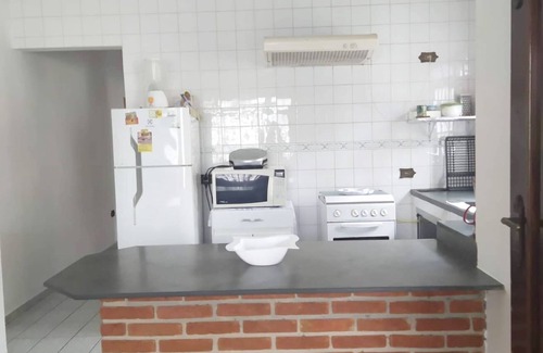 Santa Terezinha House | House Itanhaem S/P beach side garden Suarão