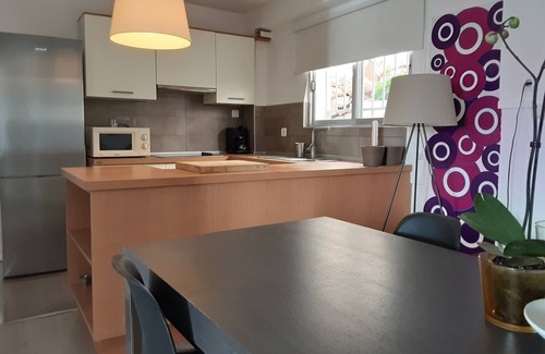 Gualchos House | House located on a cliff in the Mediterranean Sea.