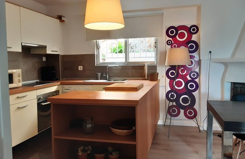 Gualchos House | House located on a cliff in the Mediterranean Sea.