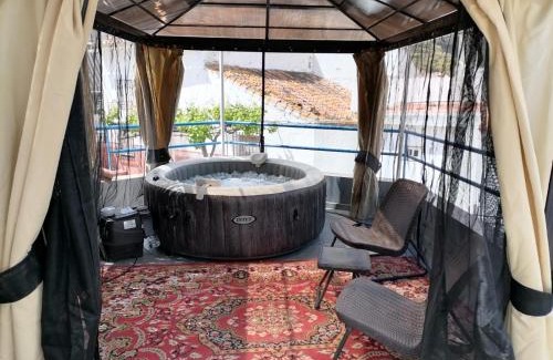 Cutar House | HOUSE MARUJA WITH WiFi & JACUZZI