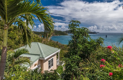 Estate Fortsberg Cottage | House of Open Arms Cottage: AC, White Water Views,Romantic, Private,!