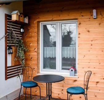 Torokbalint Apartment | House of the Golden Horse in Hosszúréti Lovas Major