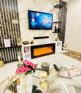 Port Elizabeth Apartment | House of Versace