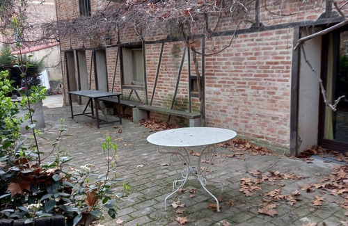 Pezilla-la-Riviere House | House on wine-growing estate this farmhouse dates from the 1400s