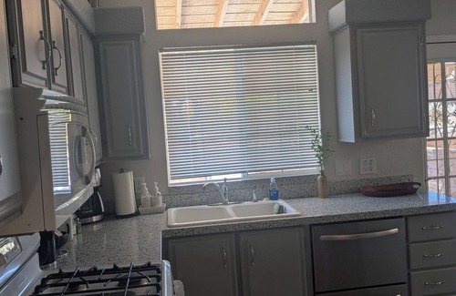 Green Valley House | House refurbished in HOA with its own great recreational area and heated pool.