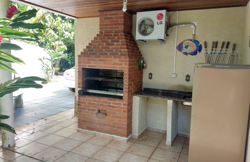 Saco da Capela House | House Saco da Capela 3 bedrooms2 bathrooms(1 en suite)3 air conditioning, Wi-Fi-available