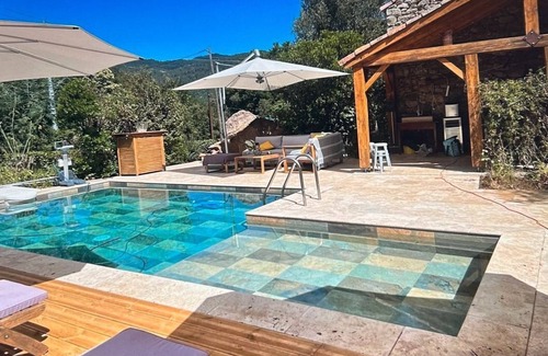 Ucciani House | House top near Ajaccio