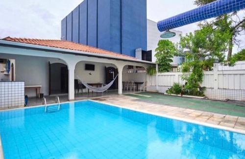 Indaia House | House with pool and barbecue in the best location in Caraguatatuba