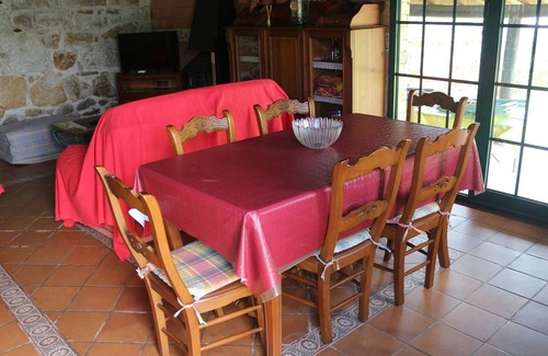 Puebla del Caraminal House | House with pool and private garden, near Cabio beach