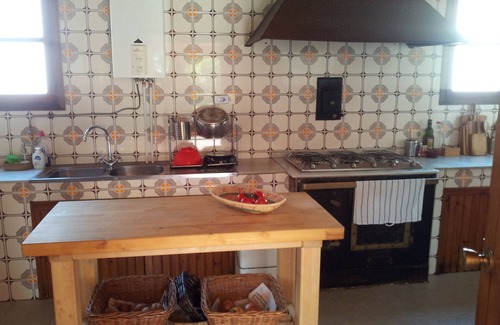 Oleiros House | House with large private swimming pool, fireplace and garden of 3000 m2, free Wifi