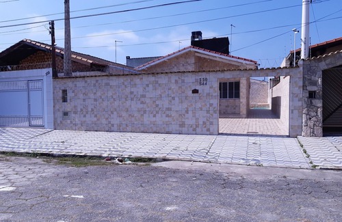 Vila Balnearia House | House with Pool in Jardim Real (Praia Grande)