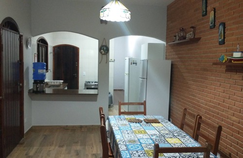 Itanhaem House | House with pool near the beach - 1 suite